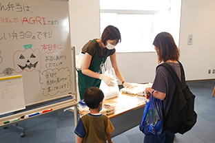 「このまち思い えがお食堂」10月の様子