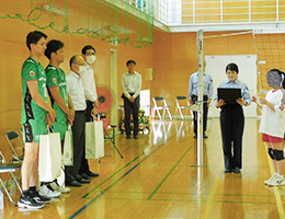 貴船原少女苑バレーボール教室の様子