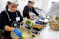 このまち思いえがお食堂12月調理中